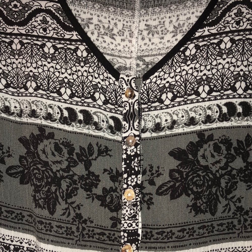 Romper - Picture 5 of 5